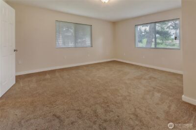 16537 Mimosa Court SE, Yelm, WA 98597 - Photo 14