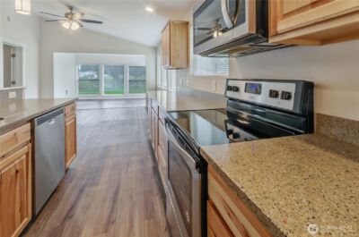 16537 Mimosa Court SE, Yelm, WA 98597 - Photo 7