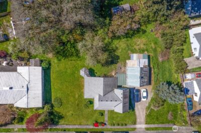 1039 Park Street , Woodland, WA 98674