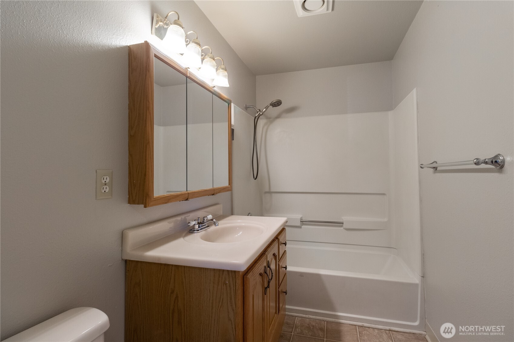 10901 NE 7th Street , Vancouver, WA 98664