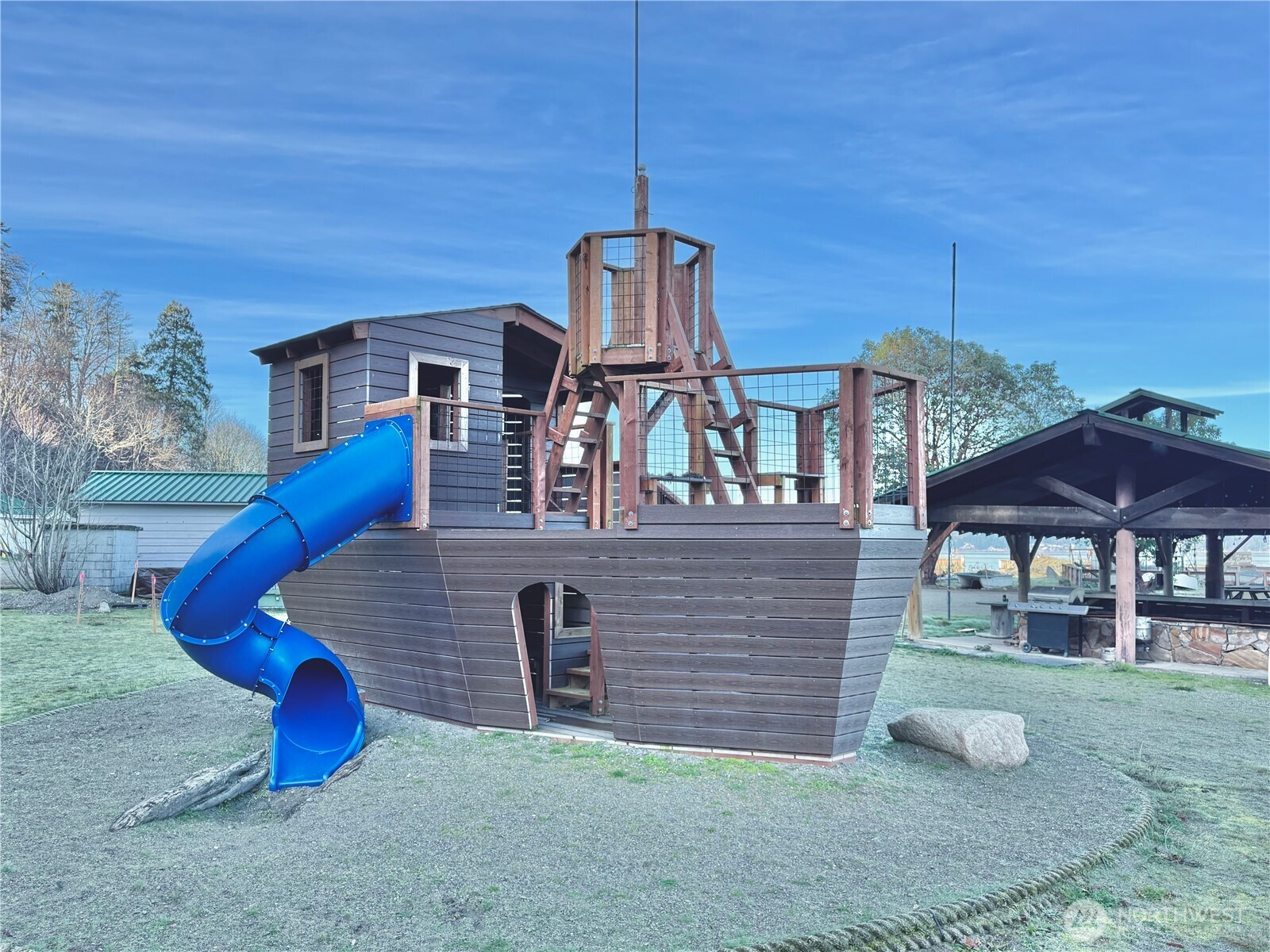 75 F Beach Way , Hat Island, WA 98206