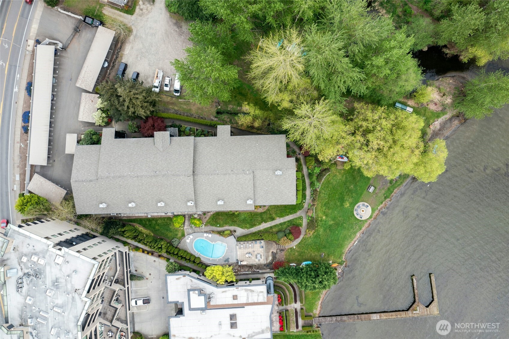 9201 NE Juanita Drive #202, Kirkland, WA 98034