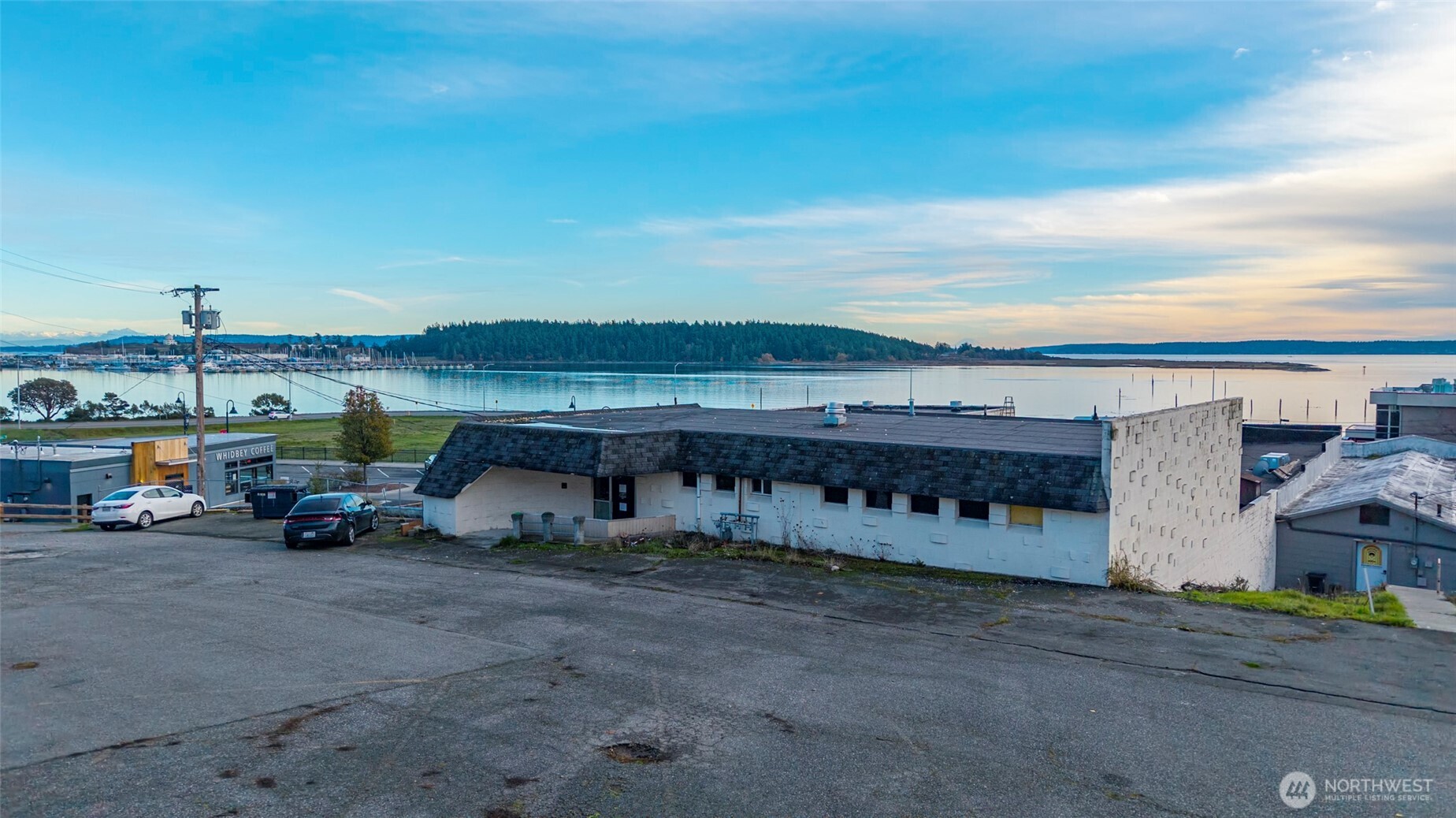 930 SE Pioneer Way , Oak Harbor, WA 98277