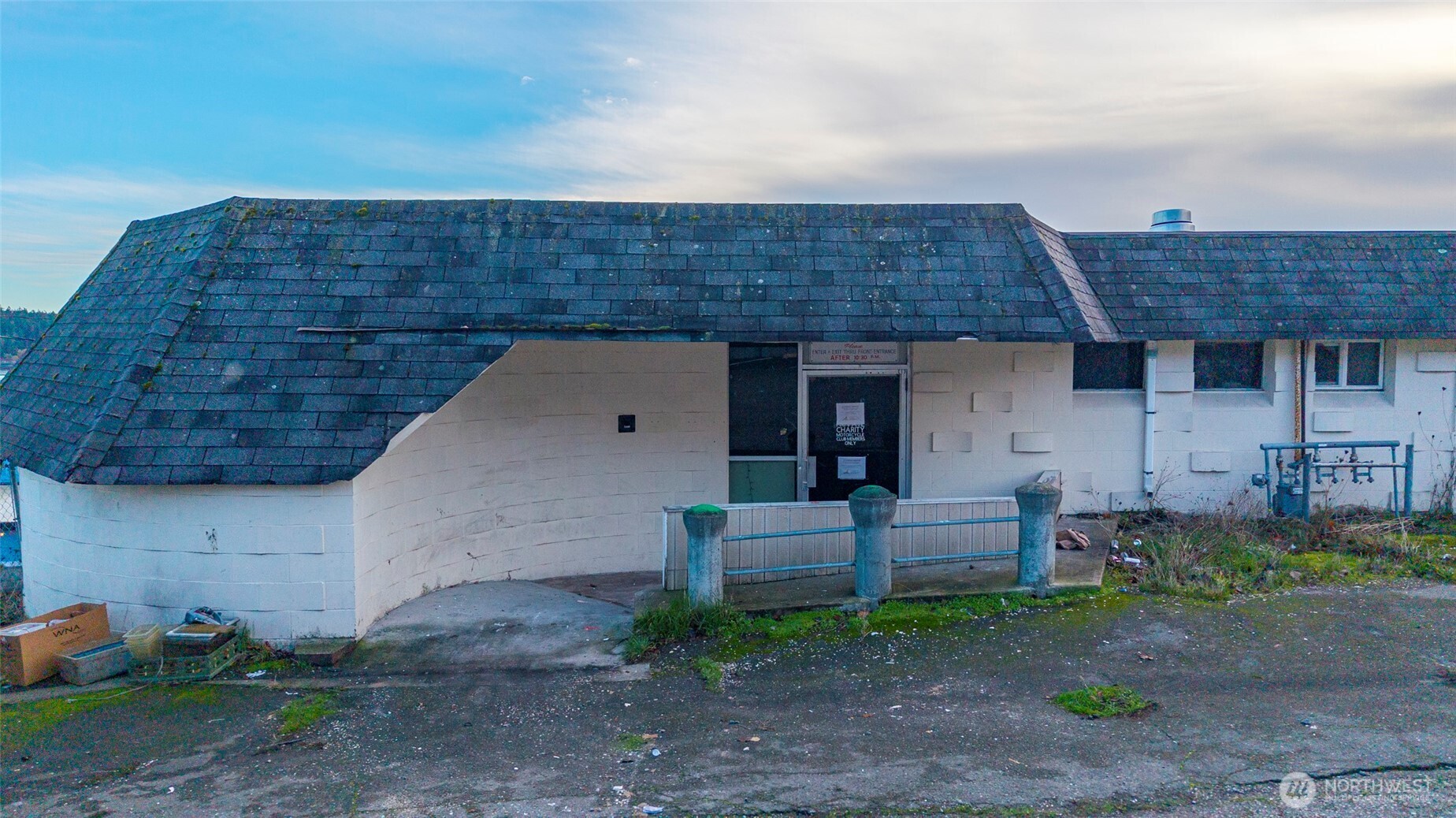 930 SE Pioneer Way , Oak Harbor, WA 98277