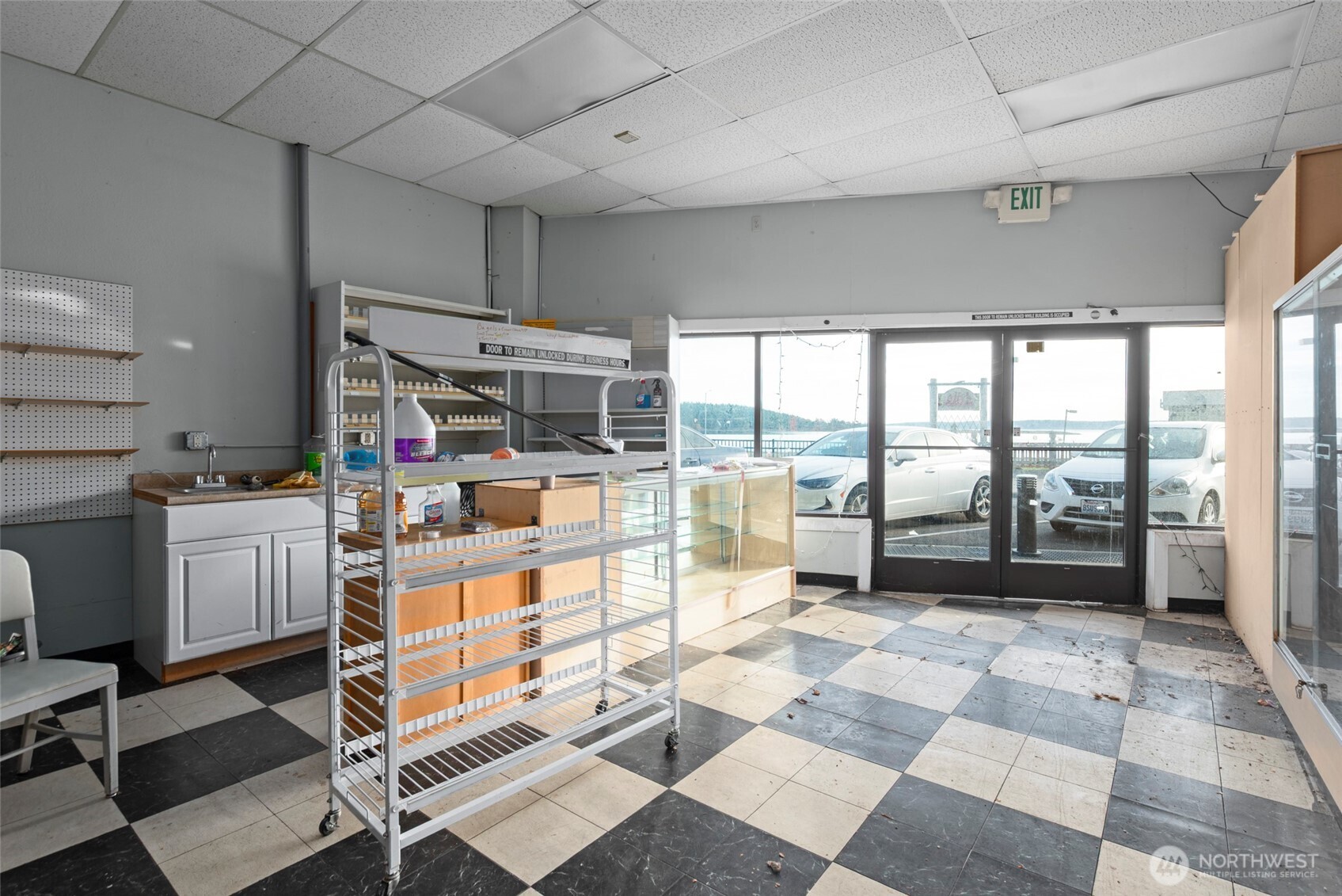 930 SE Pioneer Way , Oak Harbor, WA 98277