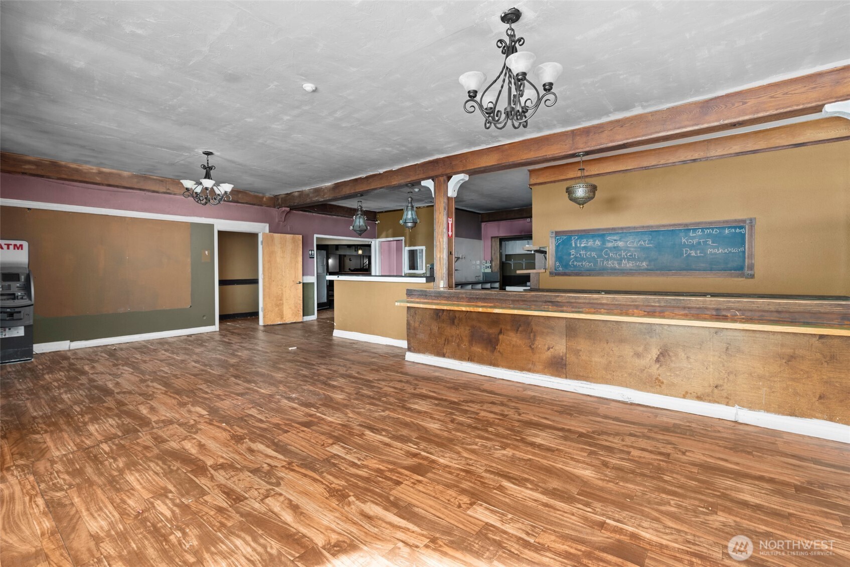 930 SE Pioneer Way , Oak Harbor, WA 98277