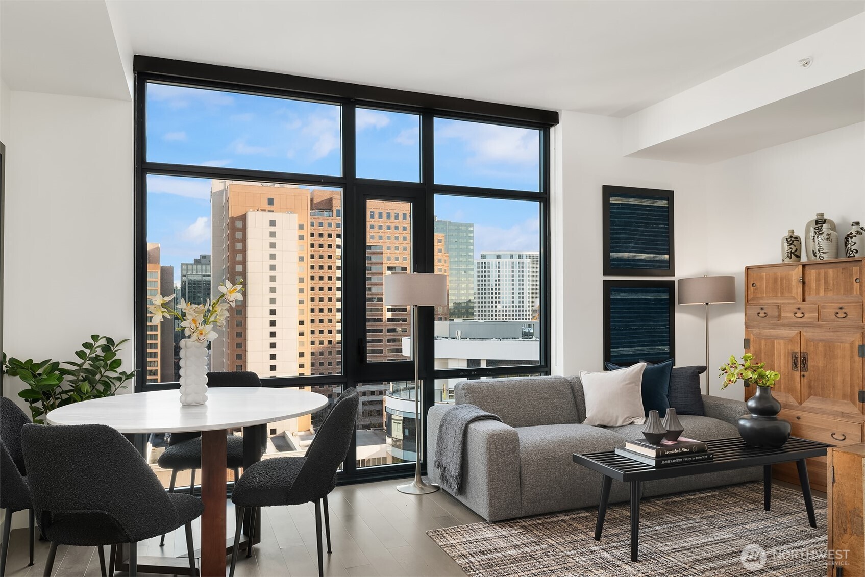 889 Avenue Square NE #908, Bellevue, WA 98004