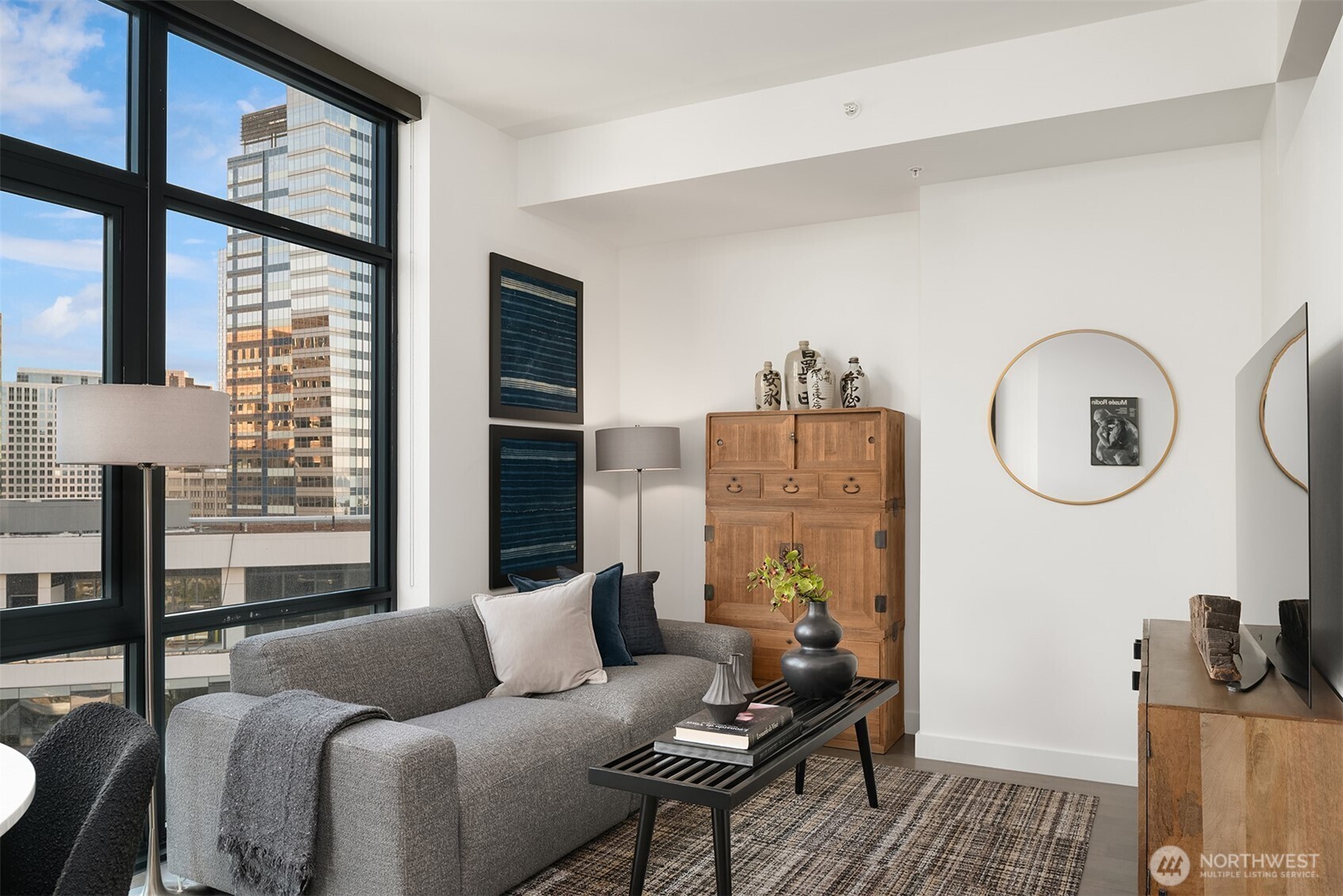 889 Avenue Square NE #908, Bellevue, WA 98004