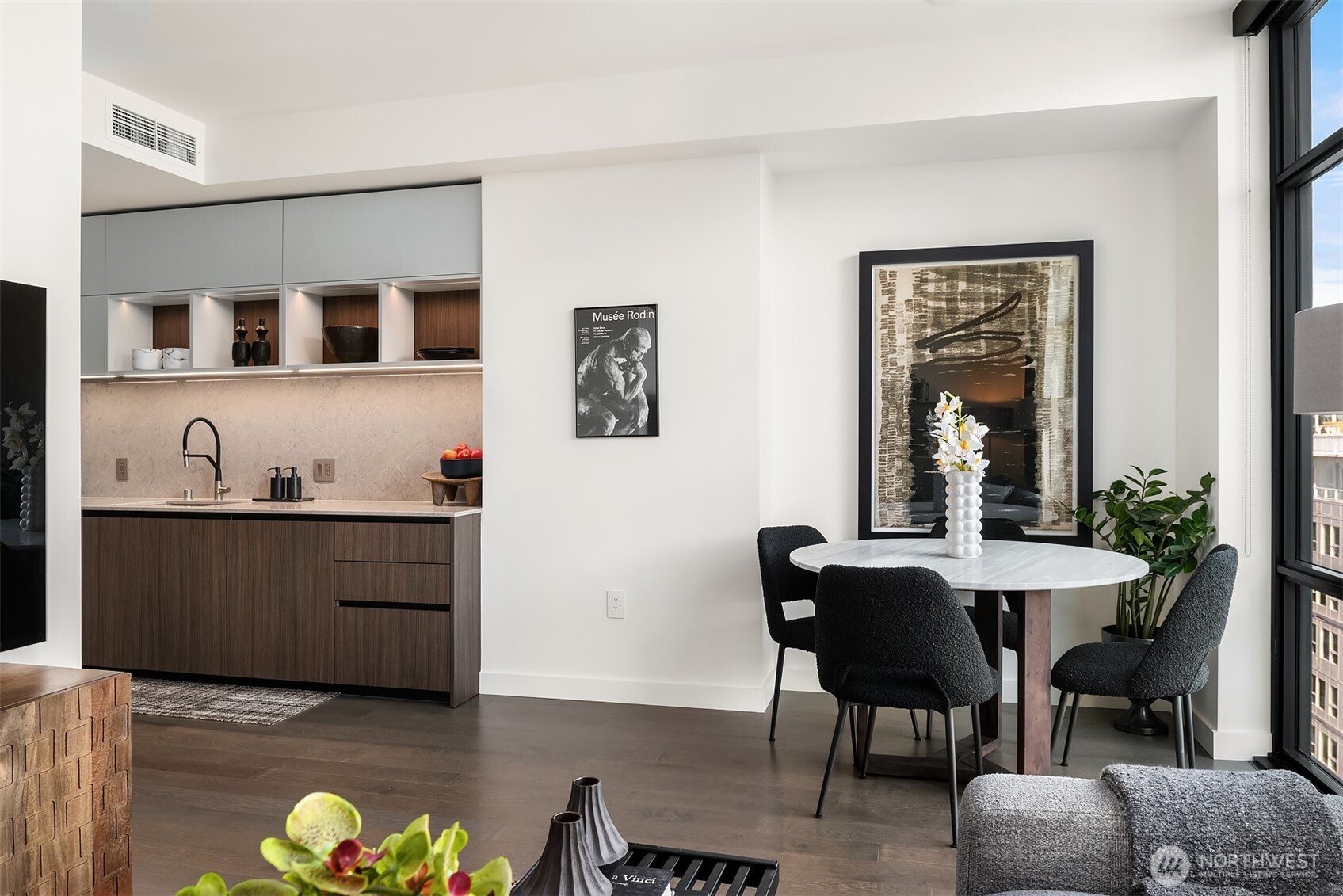 889 Avenue Square NE #908, Bellevue, WA 98004