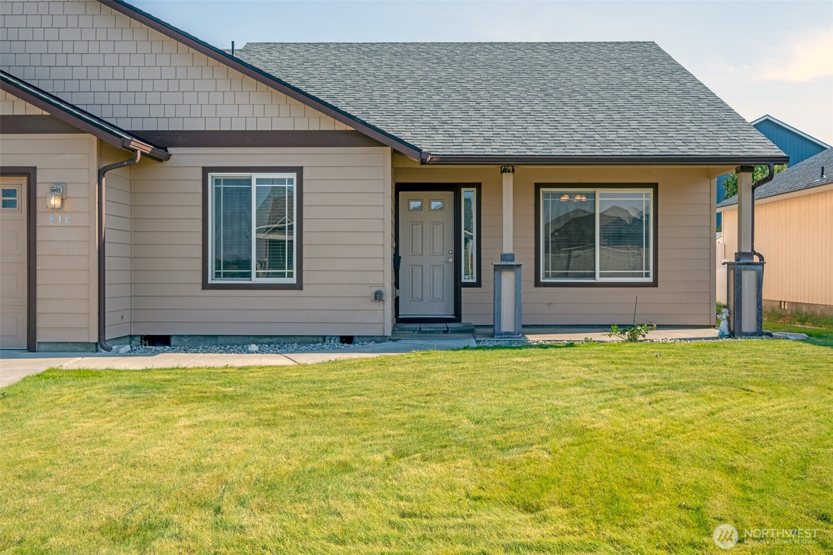 812 6th Avenue NE, Ephrata, WA 98823