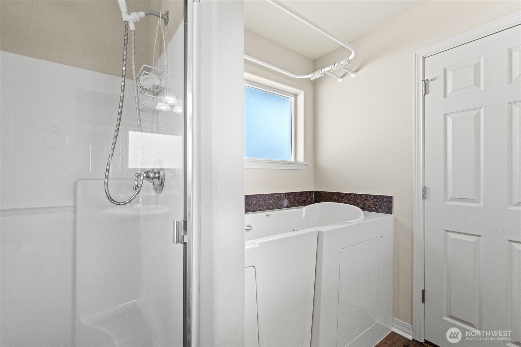 812 6th Avenue NE, Ephrata, WA 98823