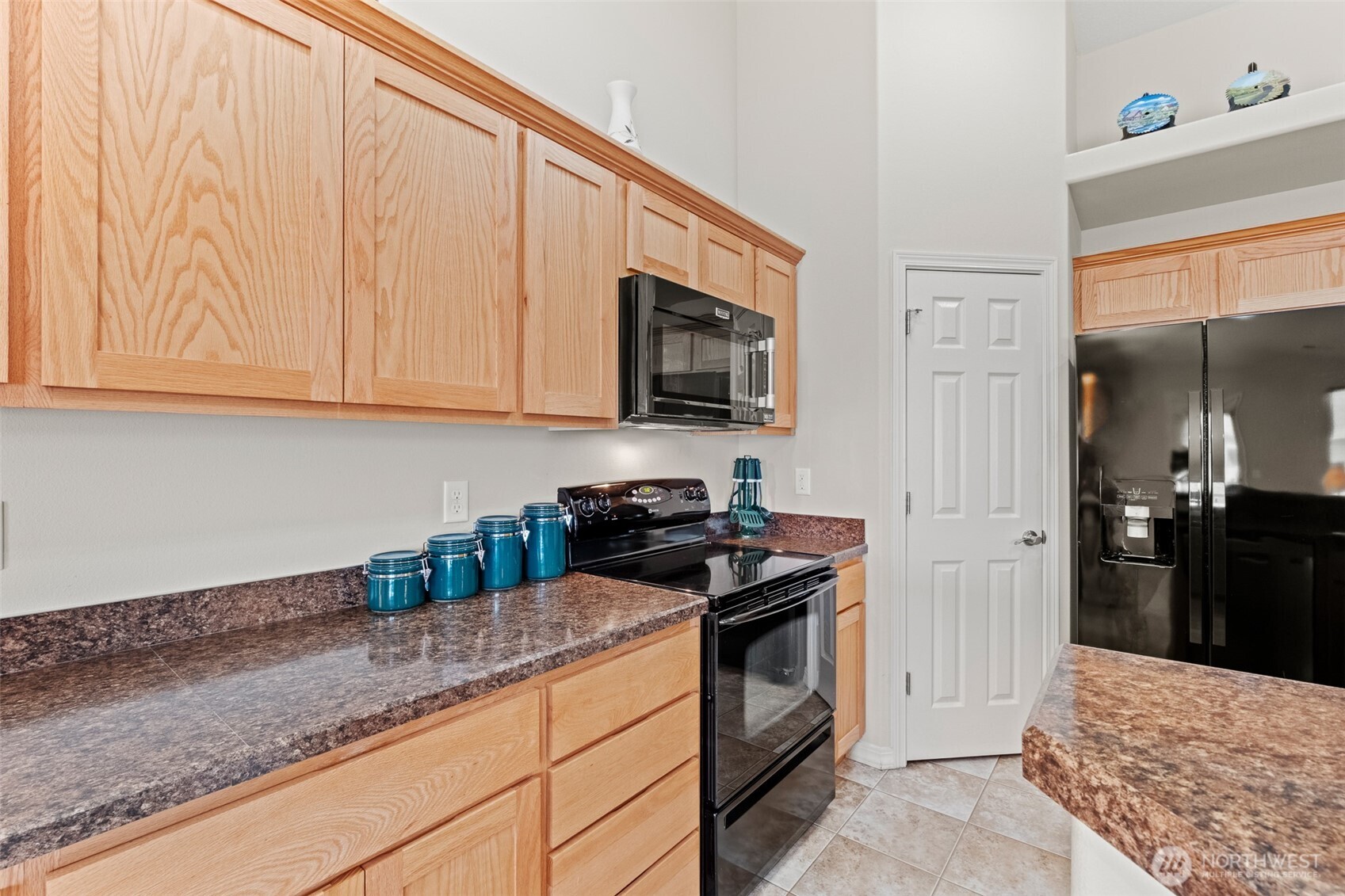 812 6th Avenue NE, Ephrata, WA 98823