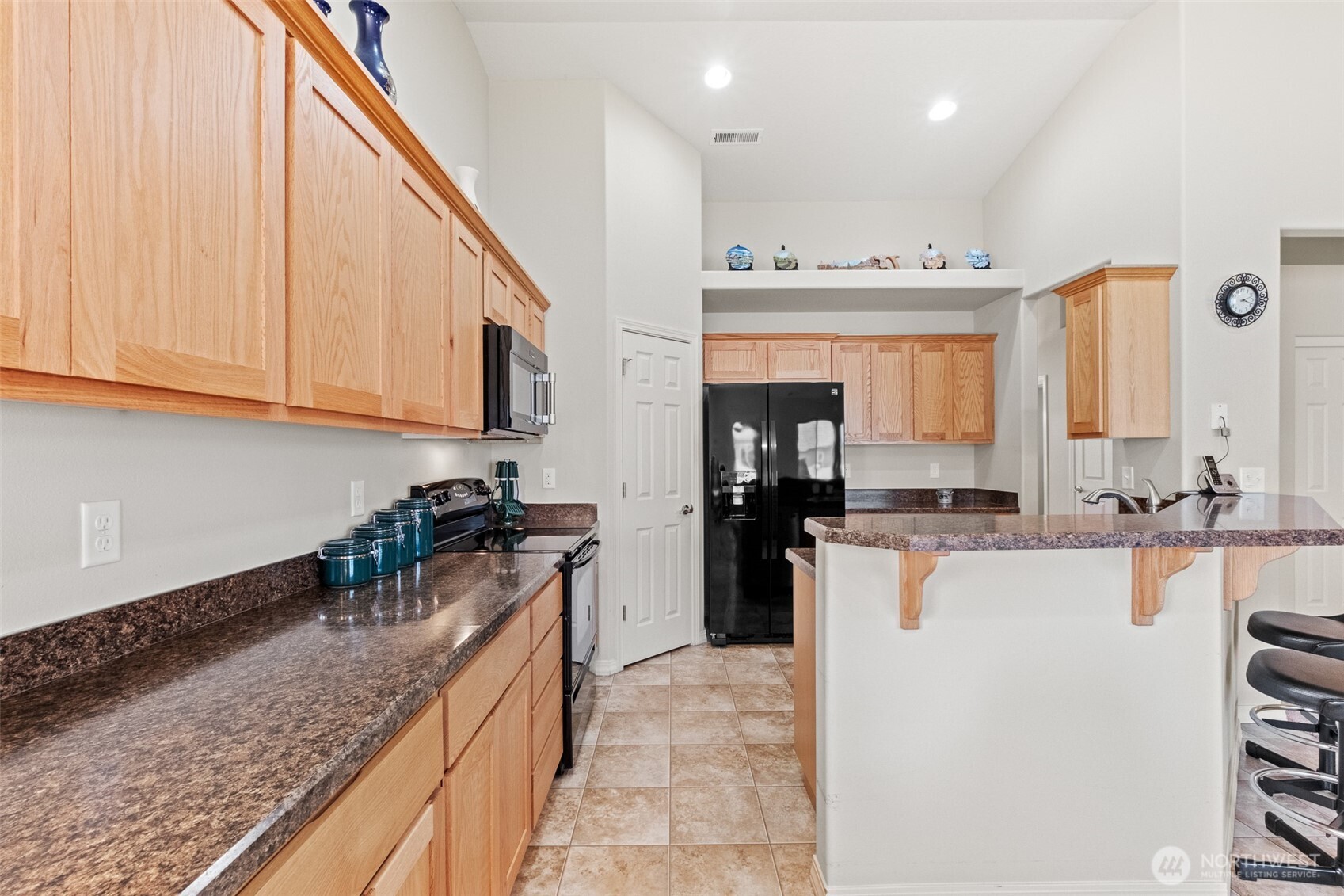 812 6th Avenue NE, Ephrata, WA 98823