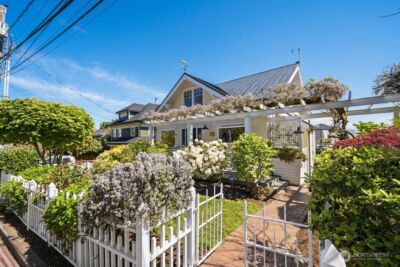 75 East Road , Tacoma, WA 98406 - Photo 2