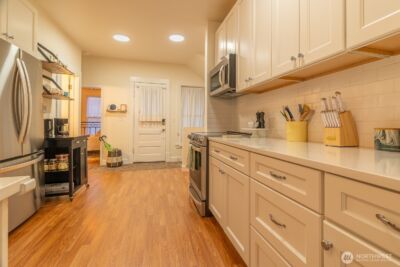116 4th Avenue N, Edmonds, WA 98020 - Photo 15