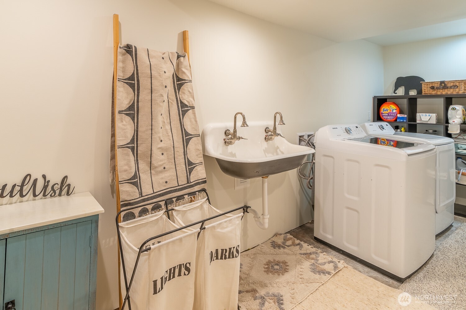 116 4th Avenue N, Edmonds, WA 98020