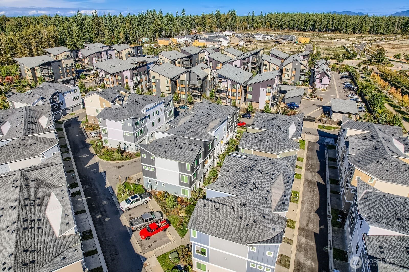 32668 Steamboat Lane , Black Diamond, WA 98010