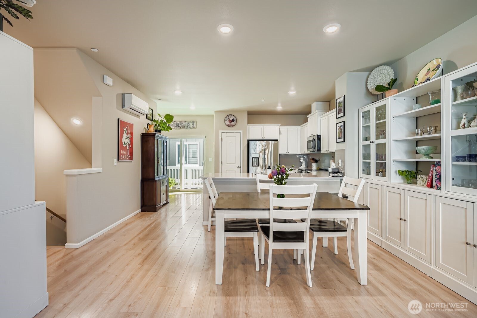 32668 Steamboat Lane , Black Diamond, WA 98010