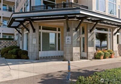 2000 Alaskan Way #255, Seattle, WA 98121-2104