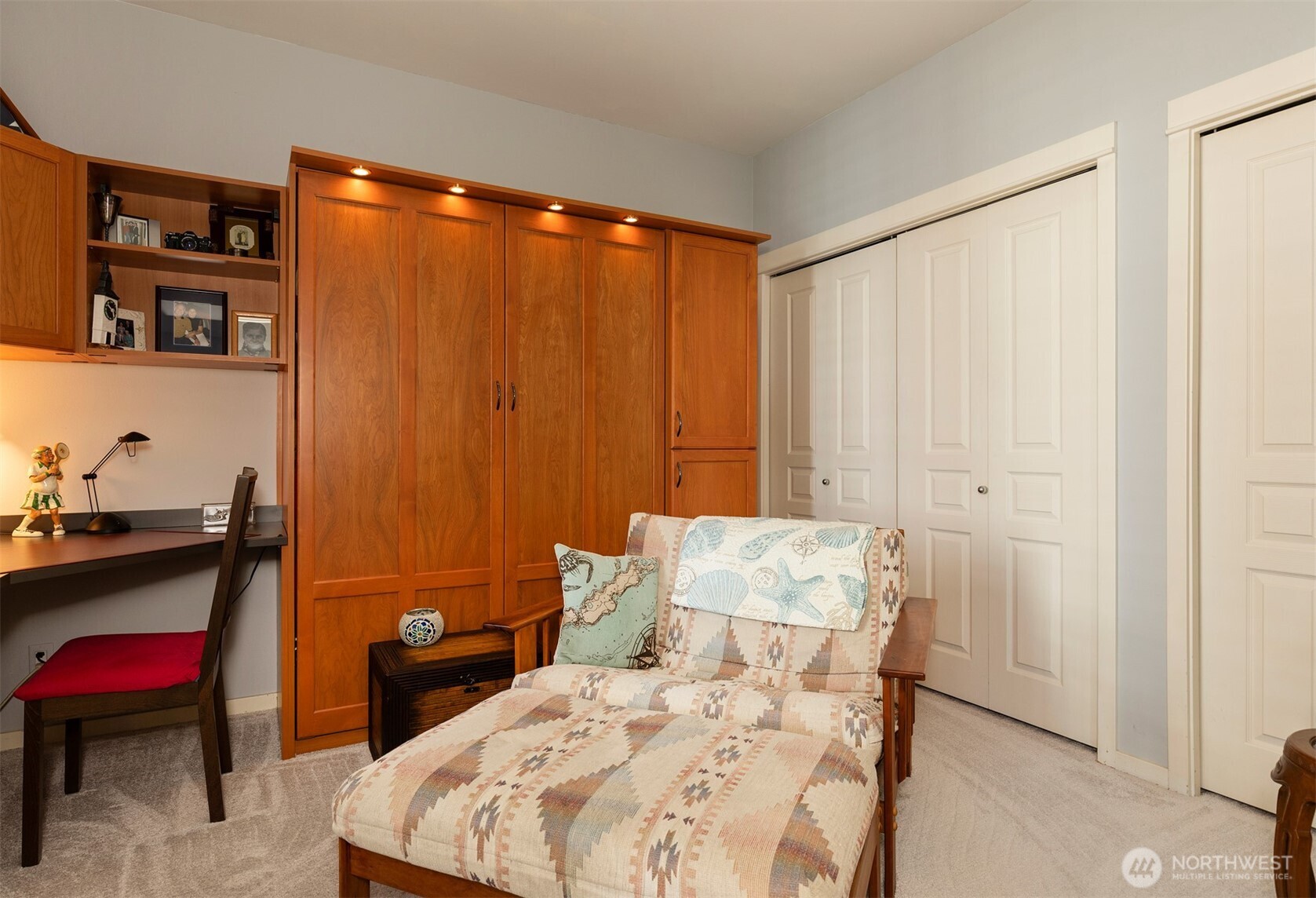 2000 Alaskan Way #255, Seattle, WA 98121-2104