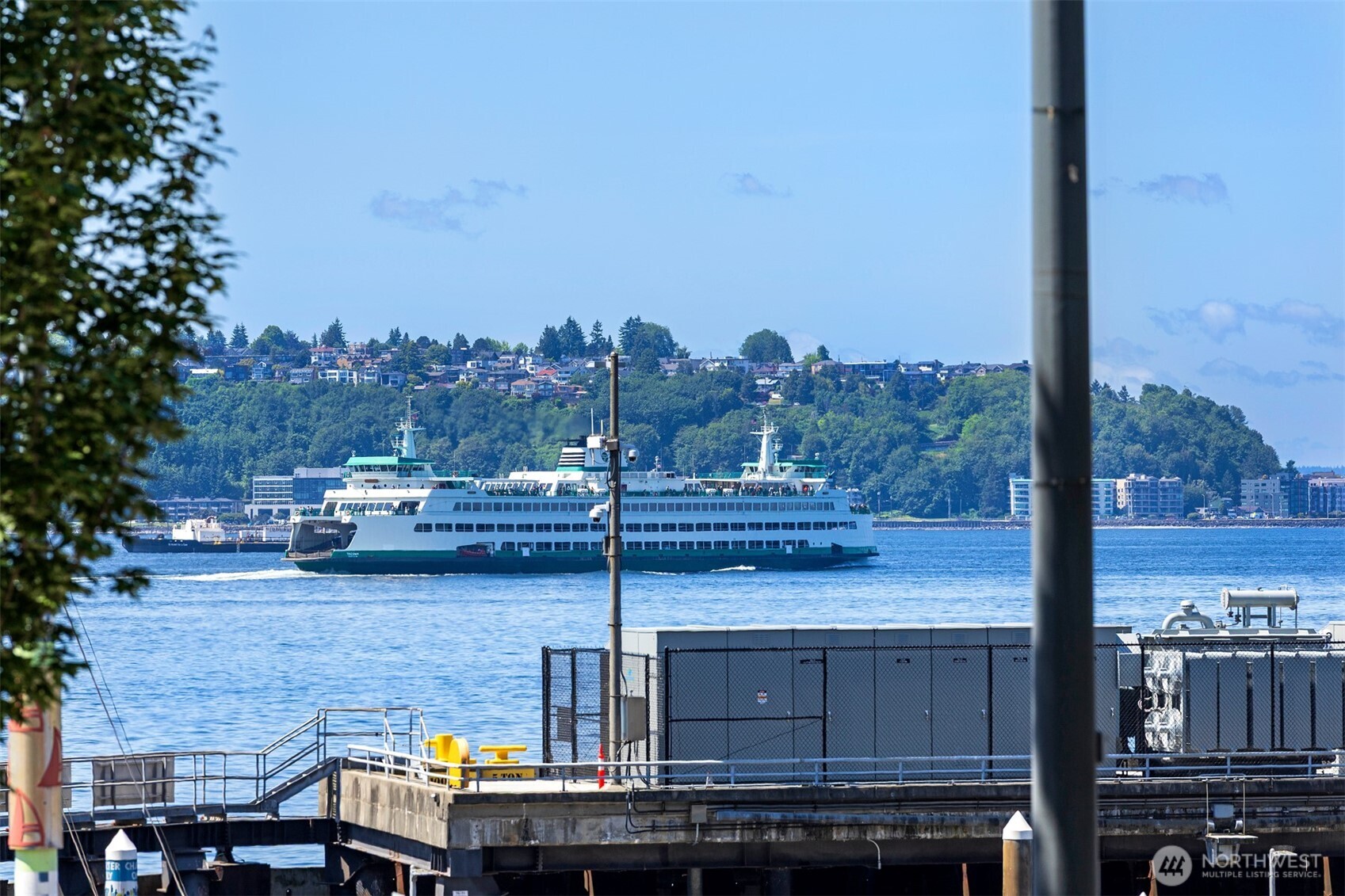2000 Alaskan Way #255, Seattle, WA 98121-2104
