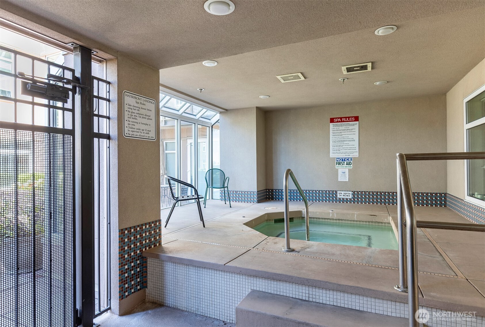 2000 Alaskan Way #255, Seattle, WA 98121-2104