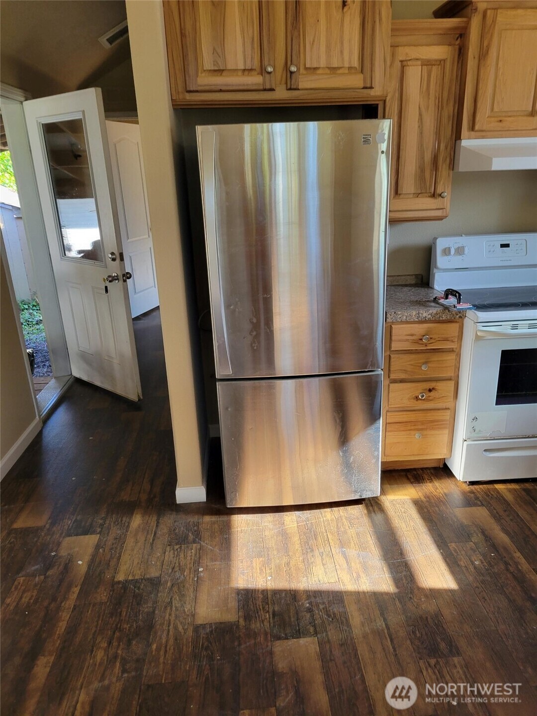 802 S Forrest Street #4, Westport, WA 98595