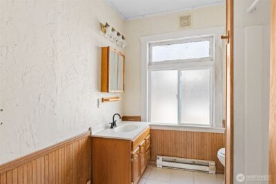 509 W 7th Street , Port Angeles, WA 98363 - Photo 20