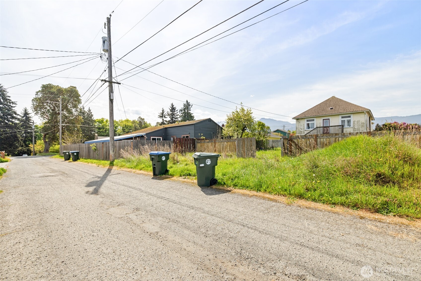 509 W 7th Street , Port Angeles, WA 98363