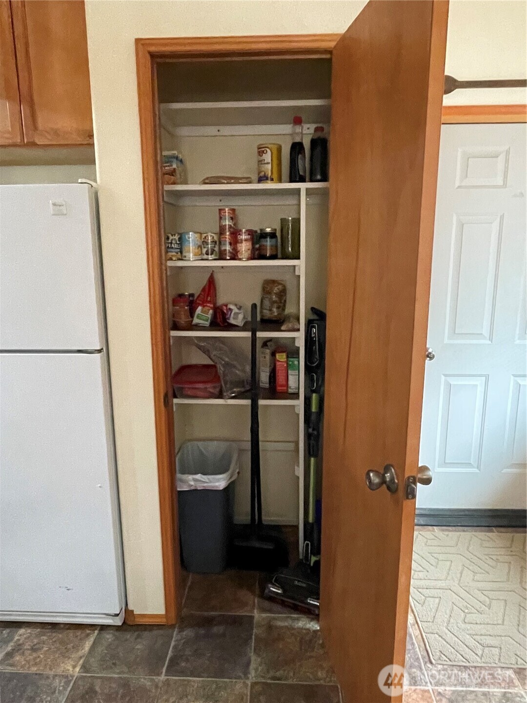 37855 Skyview Court N, Creston, WA 99147