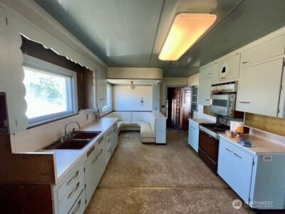 305 E Second Street , Cle Elum, WA 98922 - Photo 10