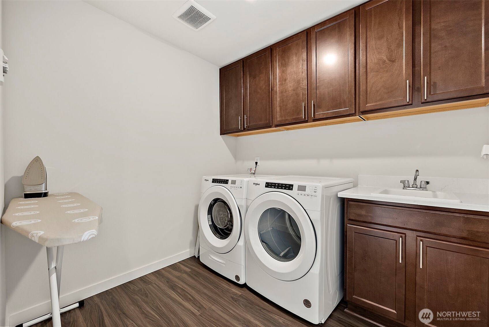 5711 Great Glen Road SW, Port Orchard, WA 98367