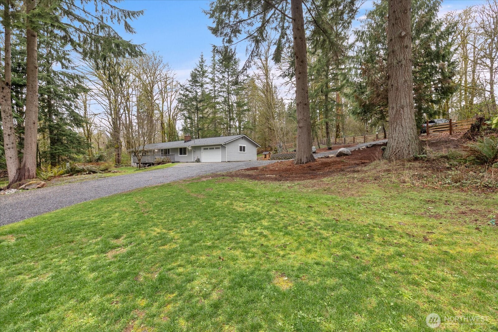 13425 N Echo Lake Road , Snohomish, WA 98296
