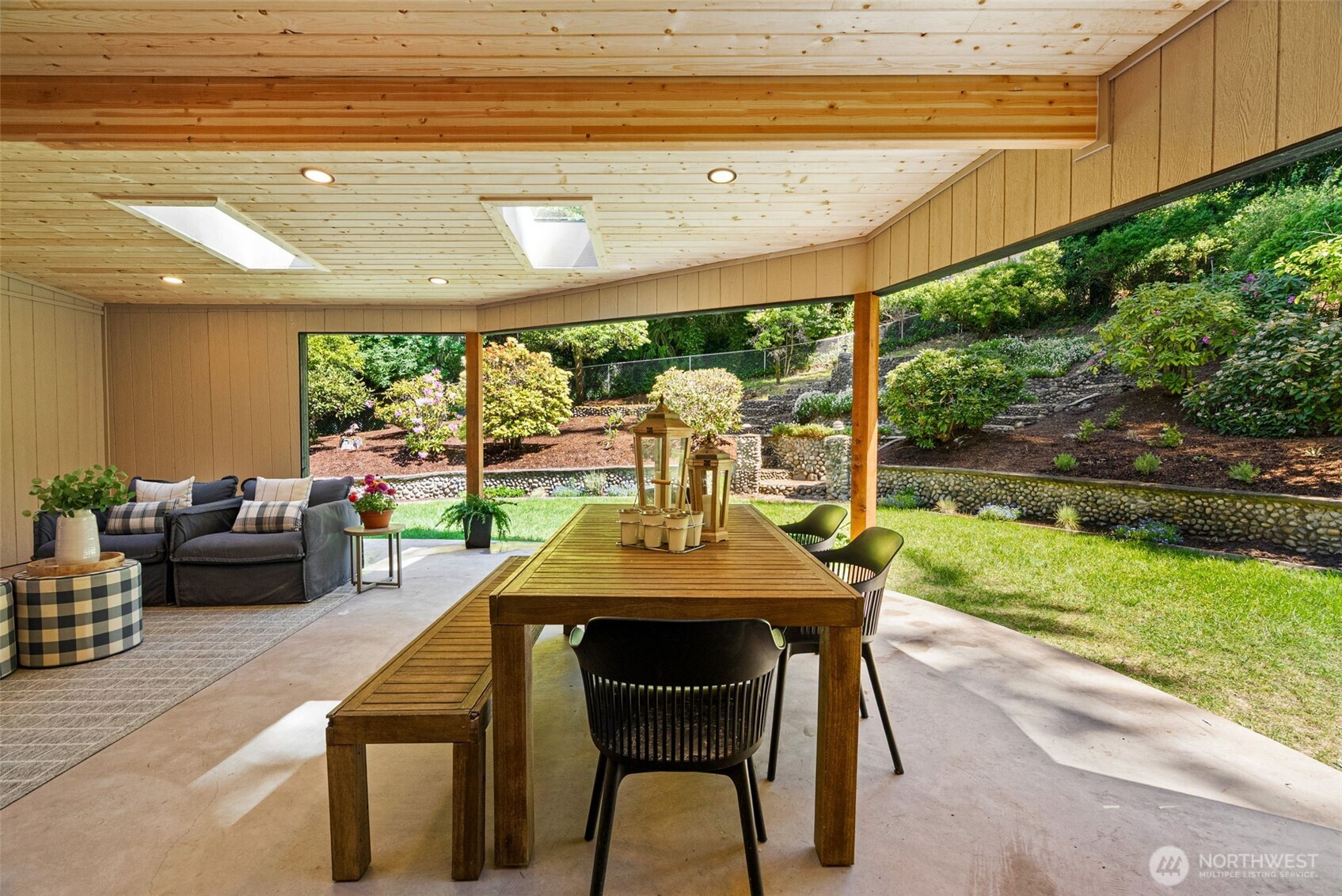 7559 Dowerdell Lane W, Lakewood, WA 98499