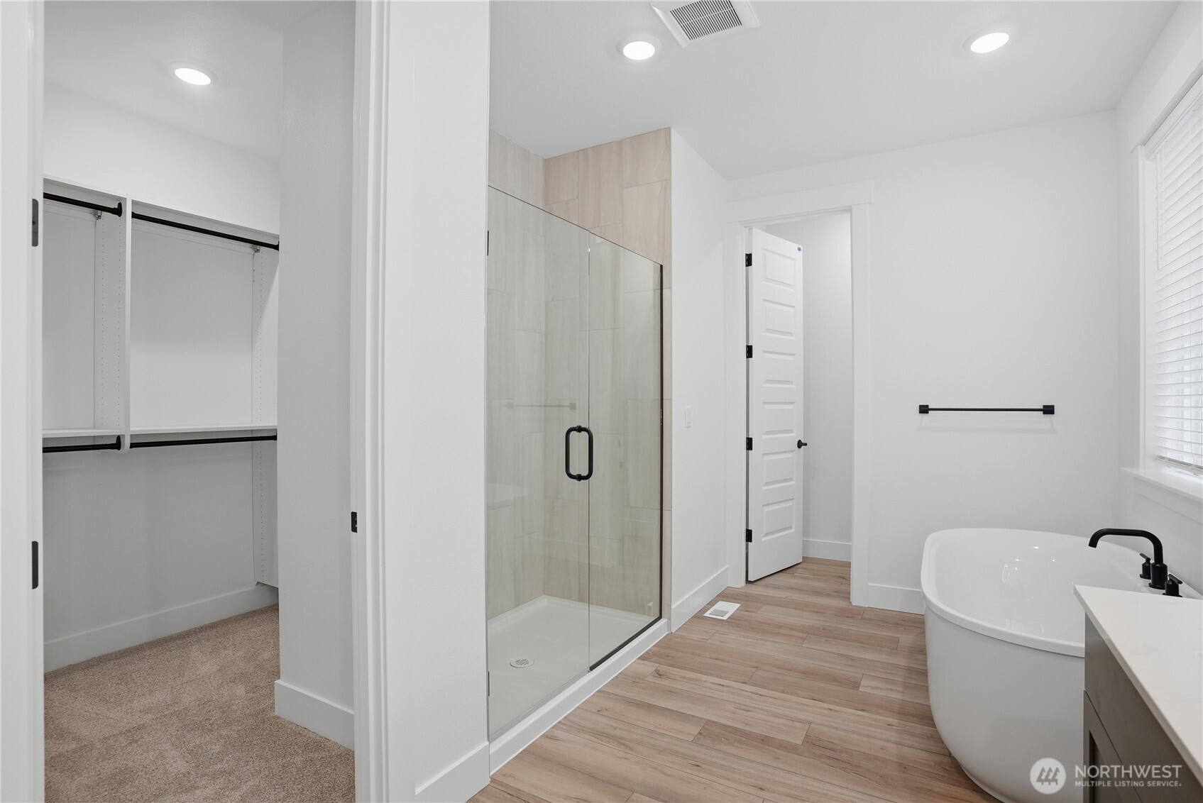 32125 Pacific Avenue SE, Black Diamond, WA 98010