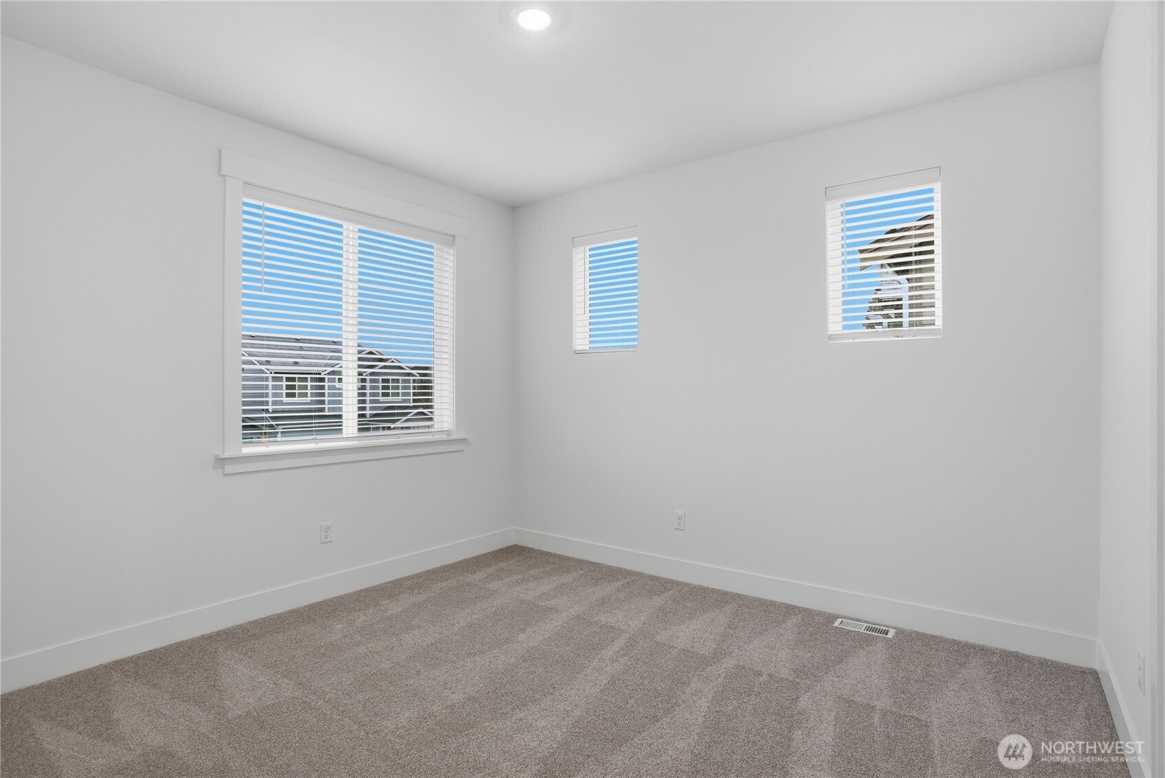 32125 Pacific Avenue SE, Black Diamond, WA 98010