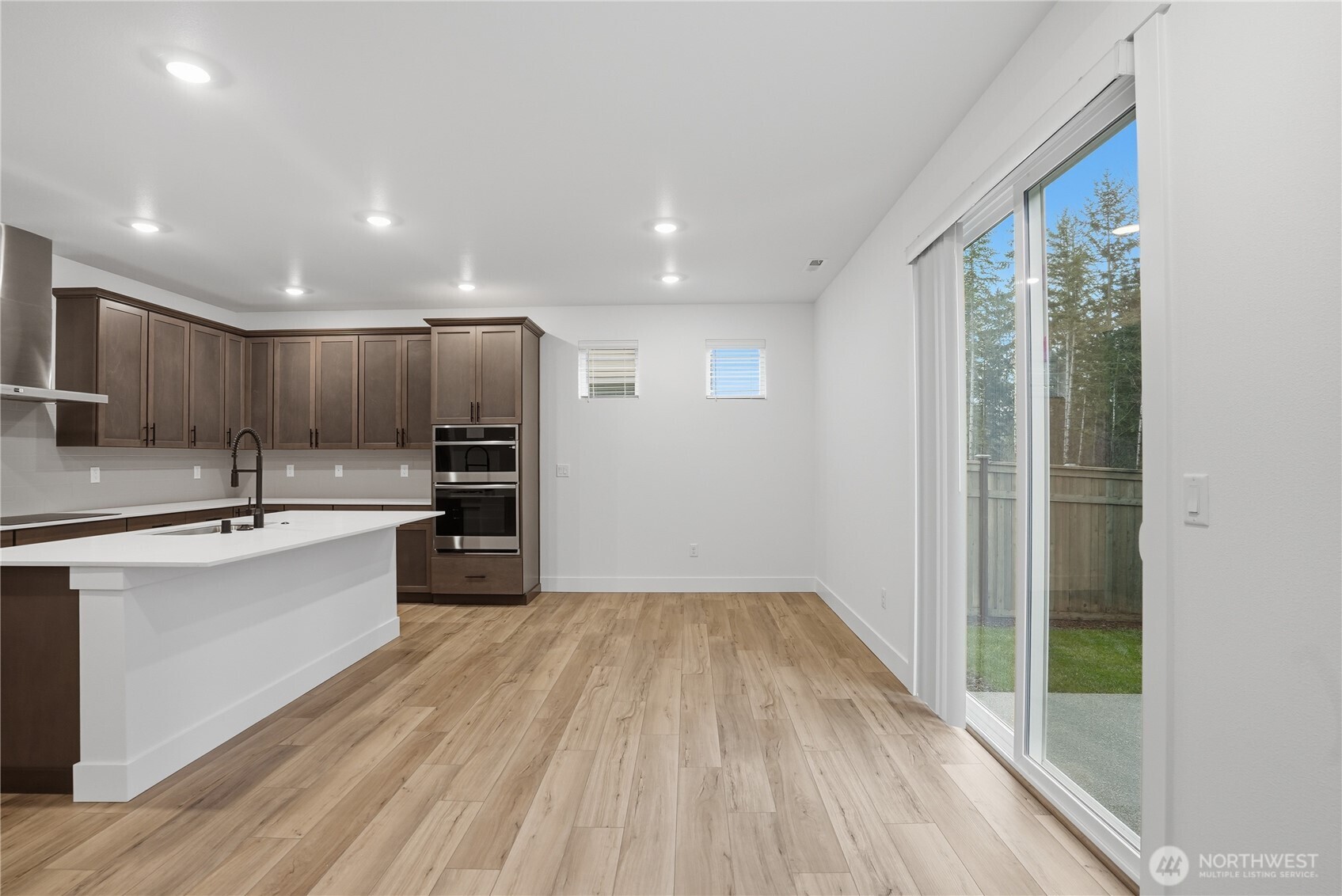 32125 Pacific Avenue SE, Black Diamond, WA 98010