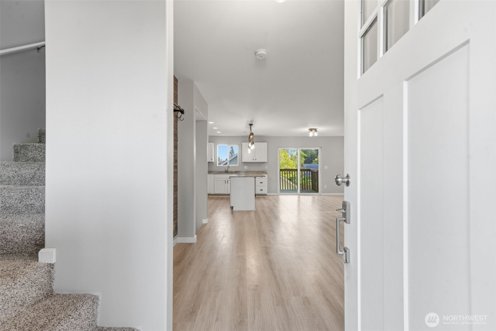 2271 SE Upchurch Way , Port Orchard, WA 98366