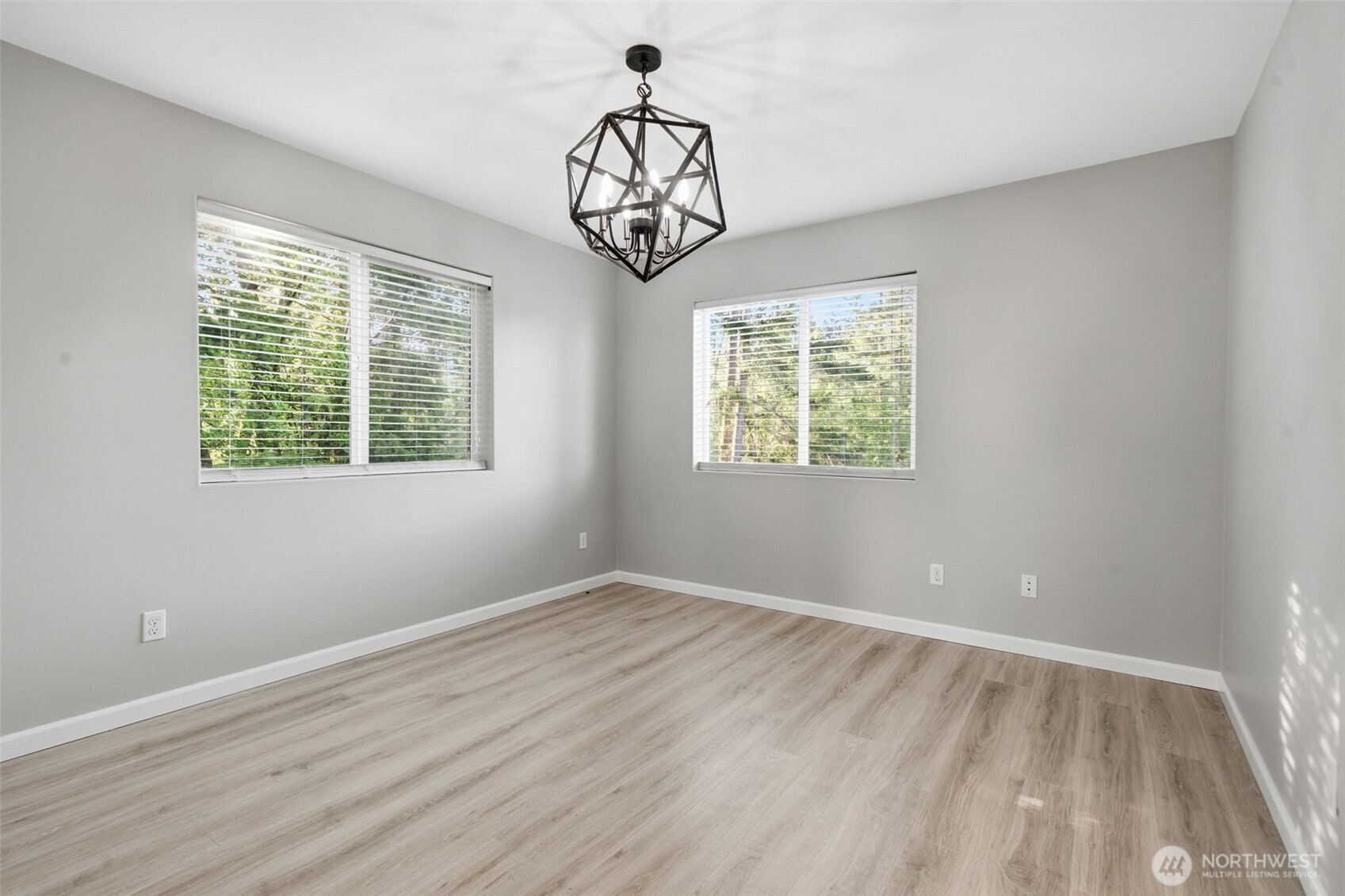 2271 SE Upchurch Way , Port Orchard, WA 98366
