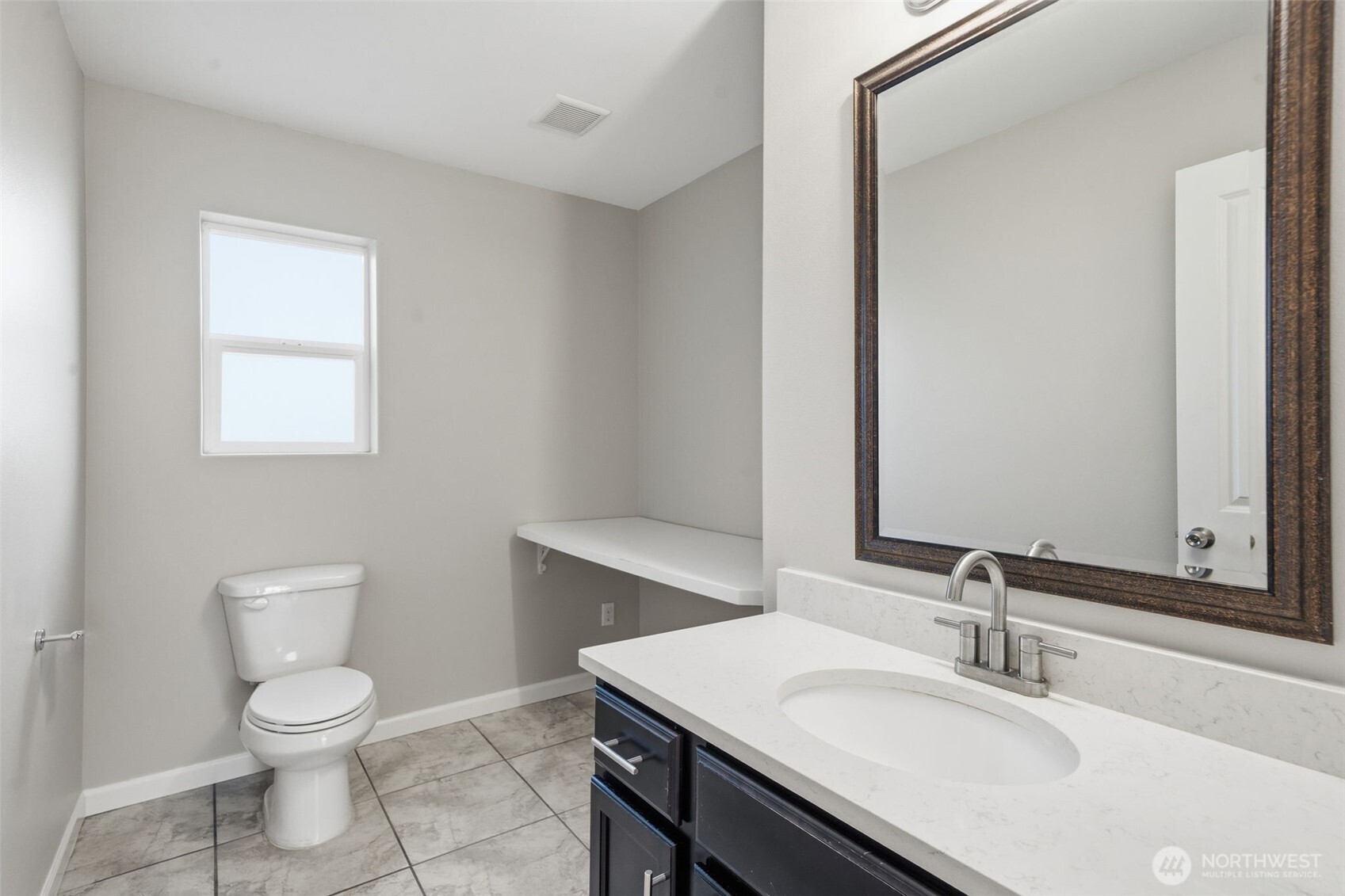 2271 SE Upchurch Way , Port Orchard, WA 98366