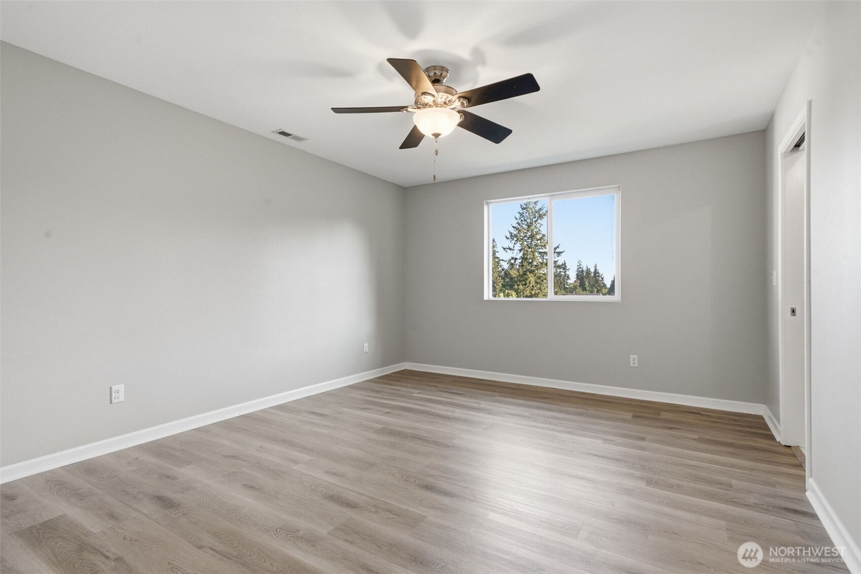 2271 SE Upchurch Way , Port Orchard, WA 98366