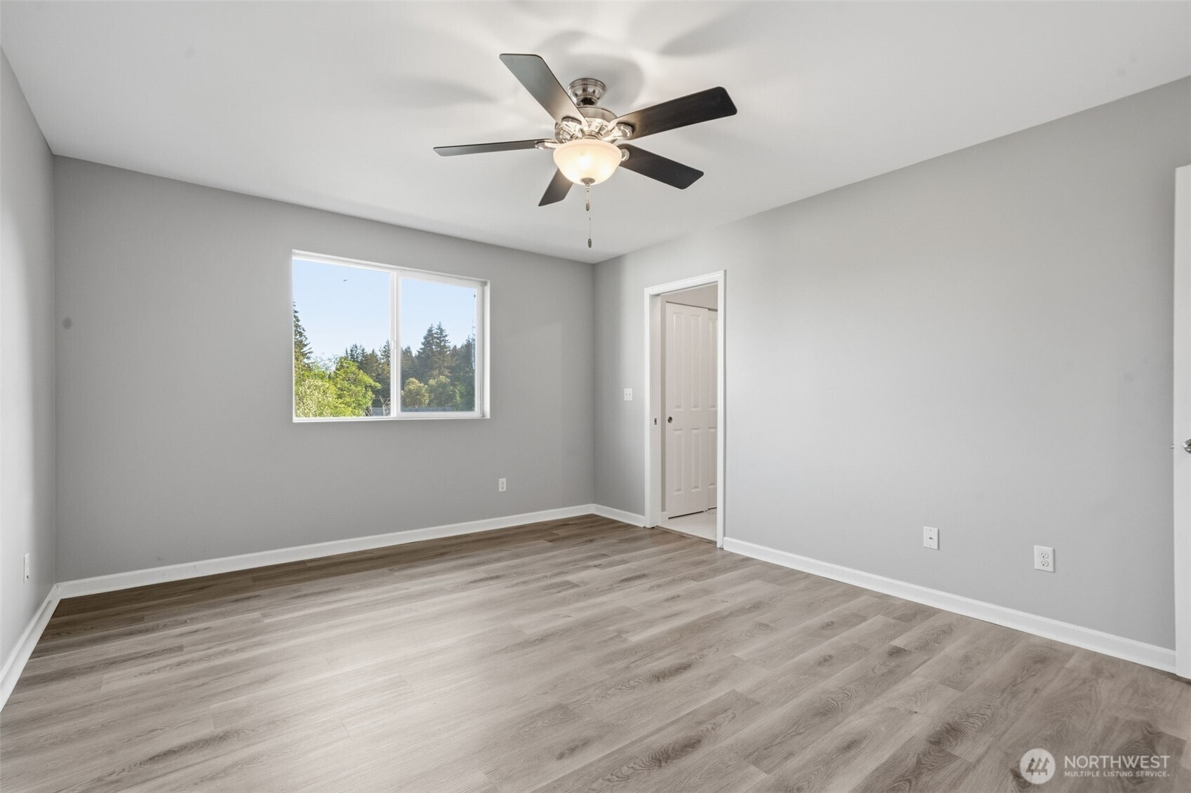 2271 SE Upchurch Way , Port Orchard, WA 98366