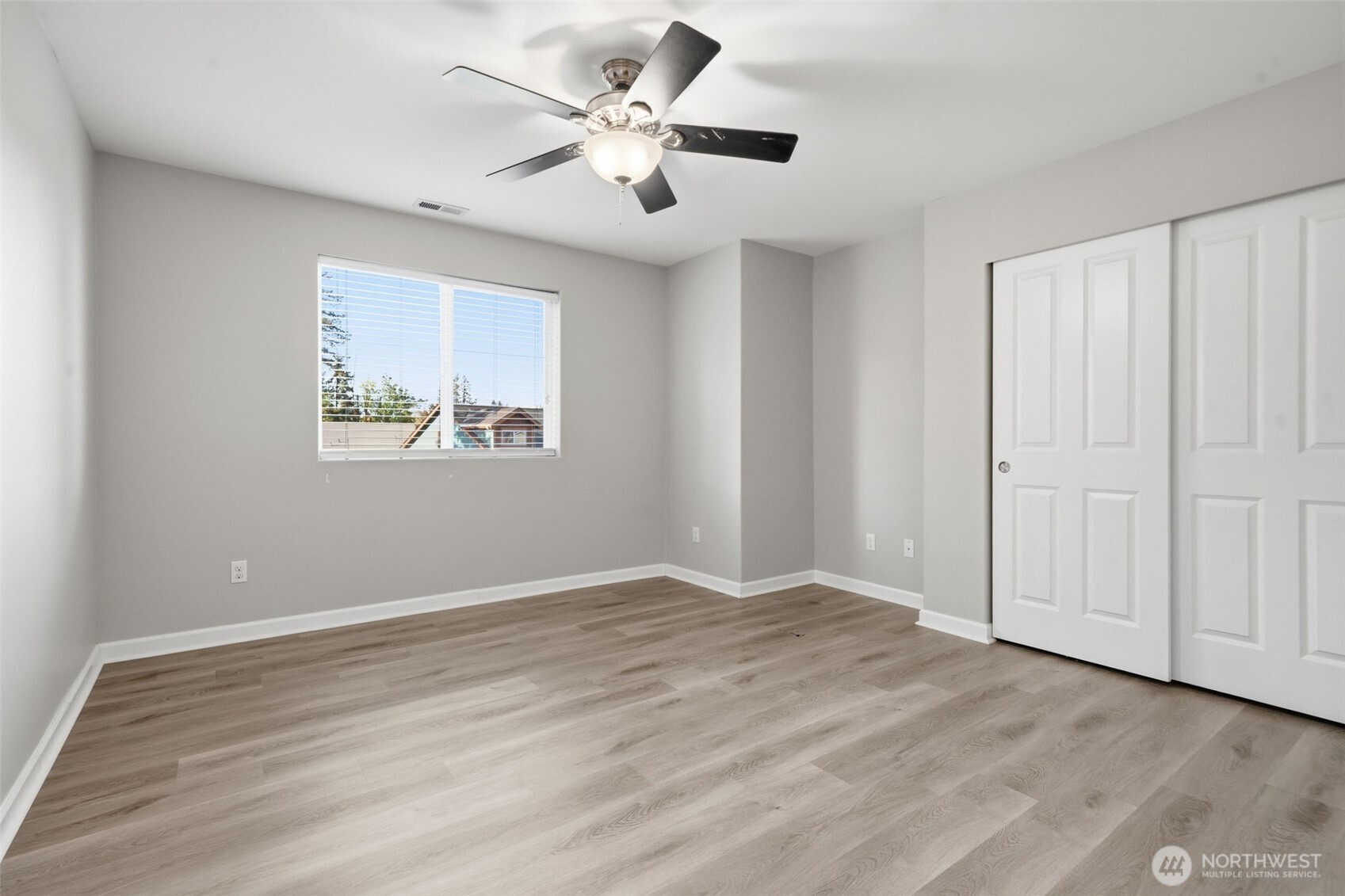 2271 SE Upchurch Way , Port Orchard, WA 98366