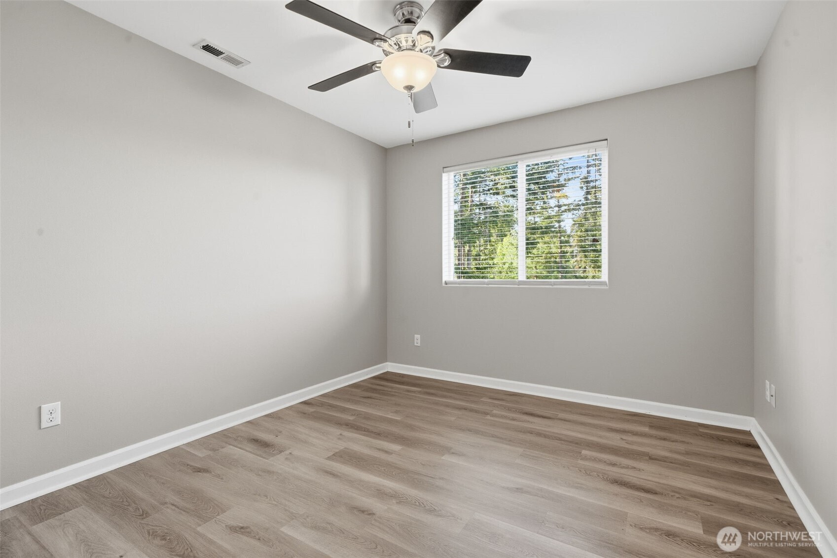 2271 SE Upchurch Way , Port Orchard, WA 98366