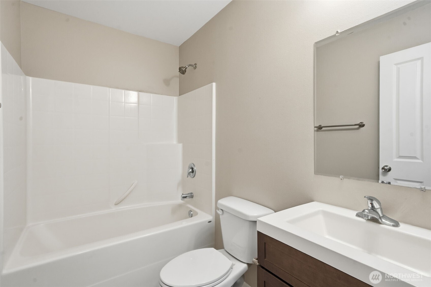 2271 SE Upchurch Way , Port Orchard, WA 98366