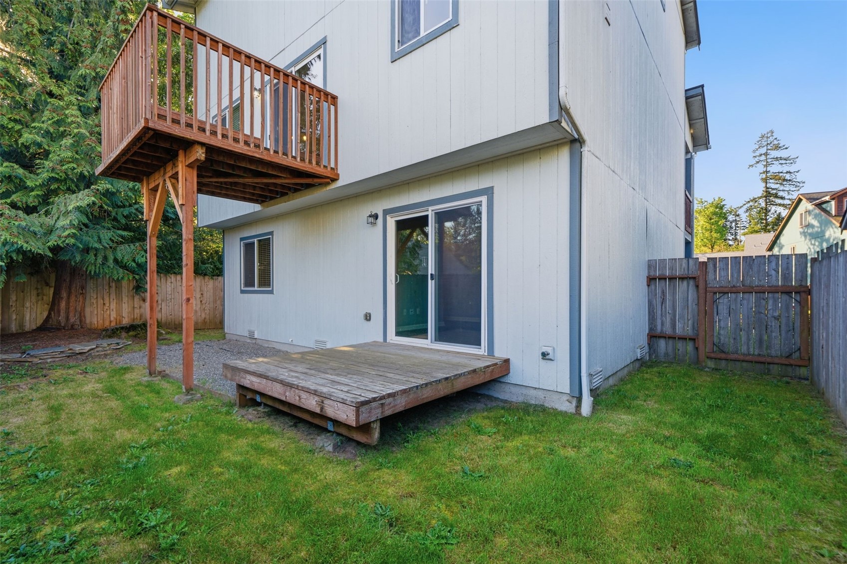 2271 SE Upchurch Way , Port Orchard, WA 98366