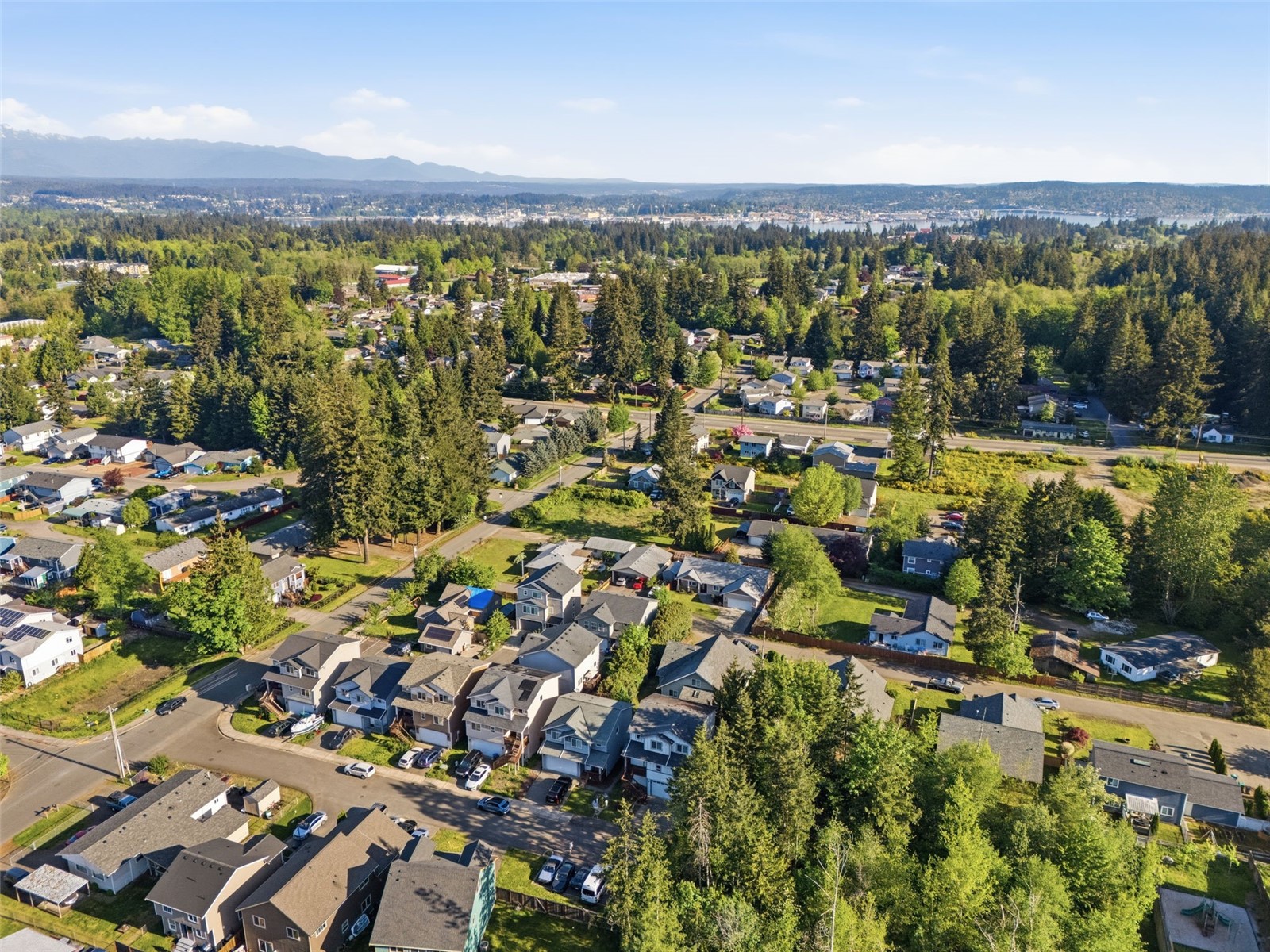 2271 SE Upchurch Way , Port Orchard, WA 98366