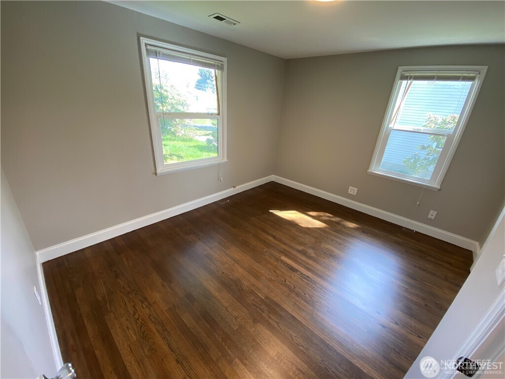 4807 S 172nd Place , SeaTac, WA 98188
