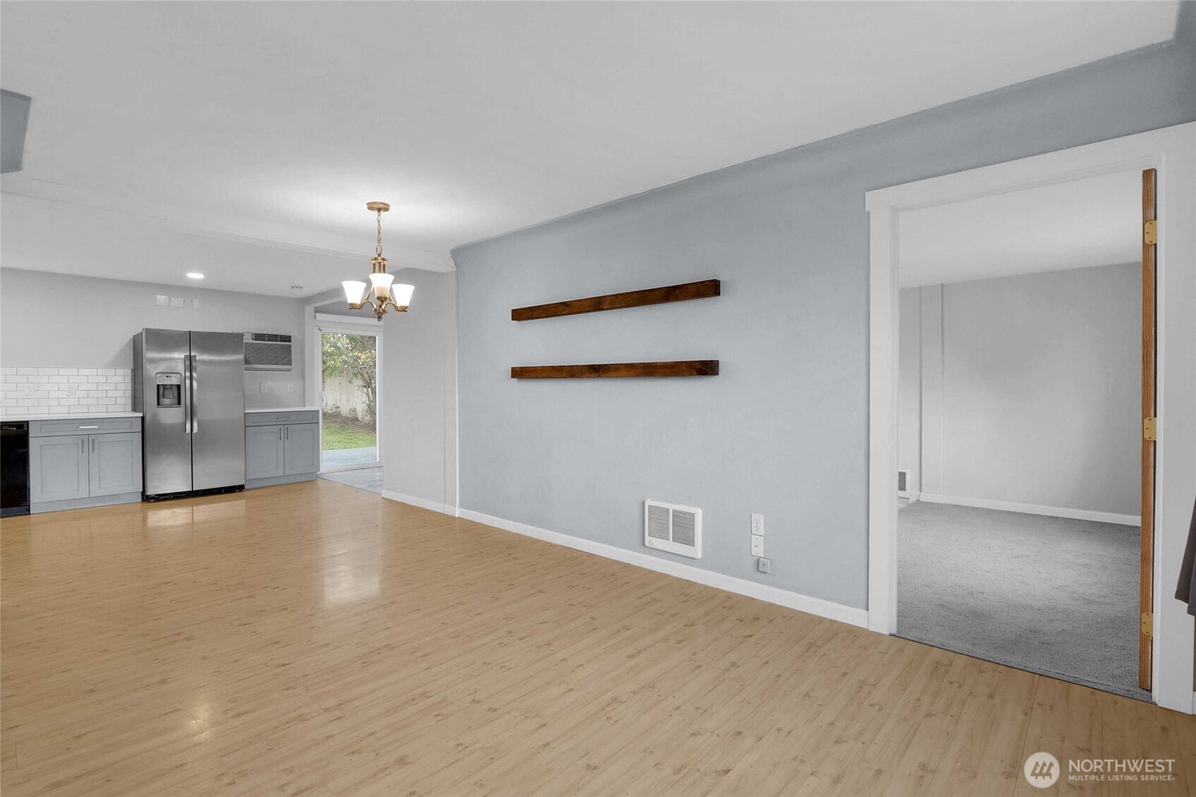 807 S Hawthorne Drive , Moses Lake, WA 98837