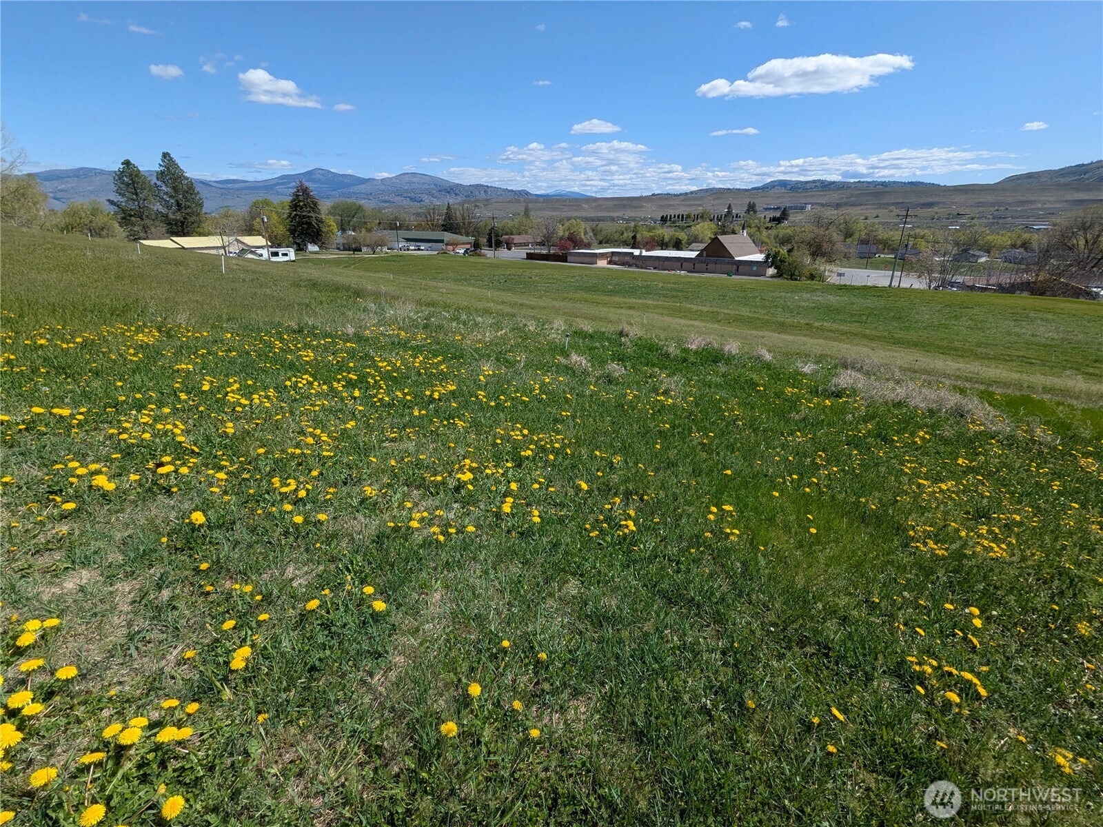 2549 N 4th Avenue , Okanogan, WA 98840